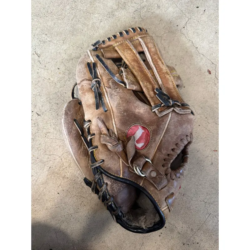 Louisville Slugger TPX LH Baseball Glove 12" (Used)