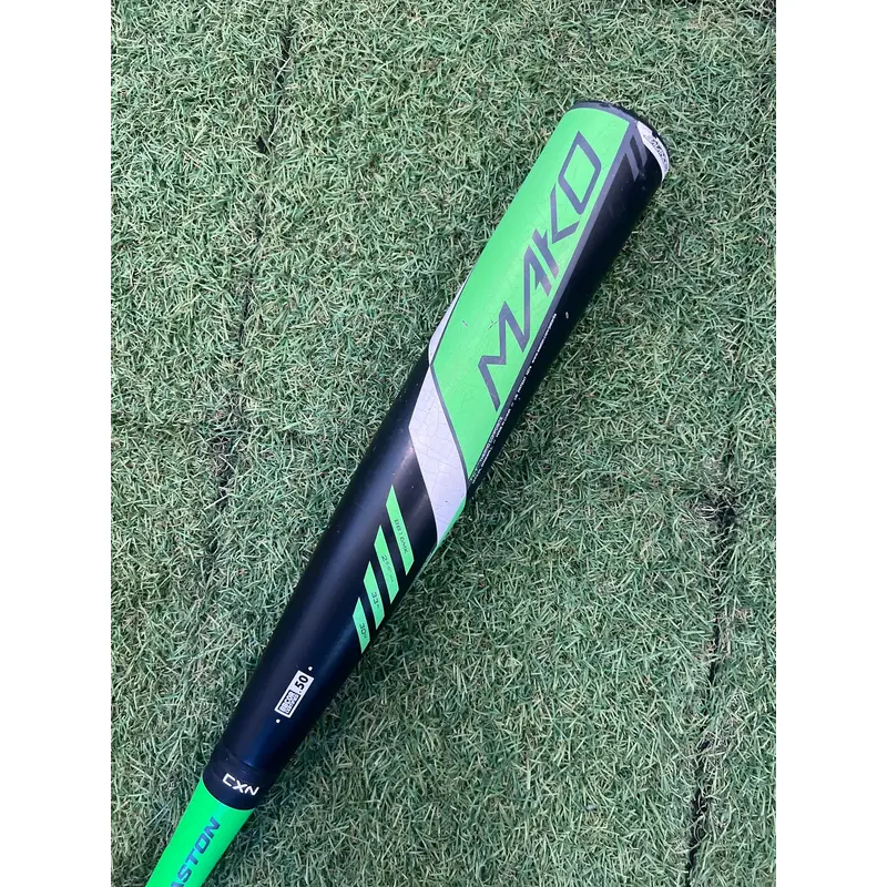 2016 Easton Mako Composite Bat BBCOR Certified (-3) Composite 30 oz 33" (Used)
