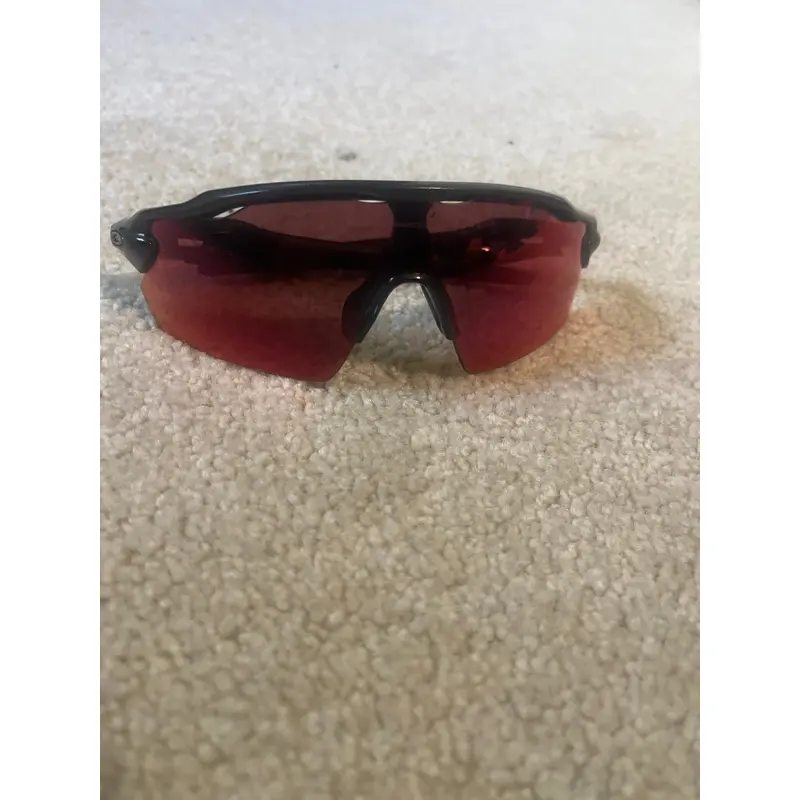 One Size Fits All Oakley Radar EV Sunglasses (Used)