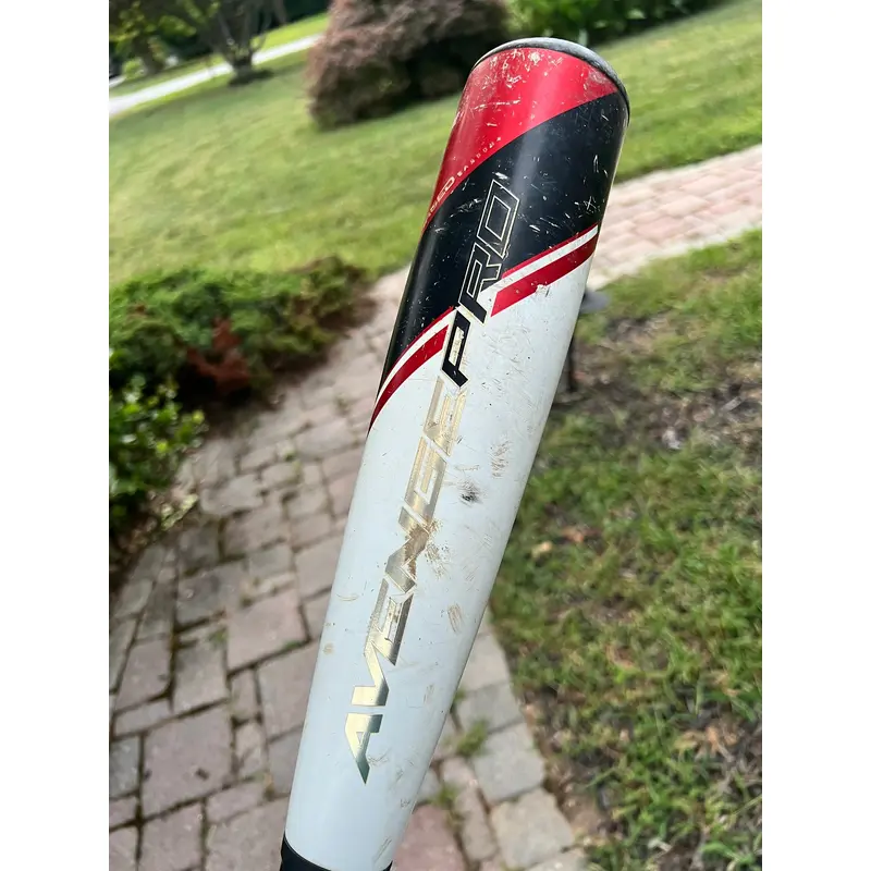 2022 AXE Avenge Pro Composite USSSA Certified Bat (-10) 19 oz 29" (Used)