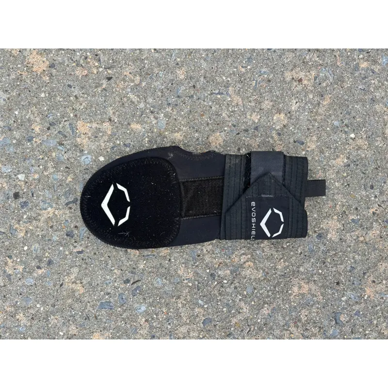 Black Senior EvoShield Wrist Guards (Used)