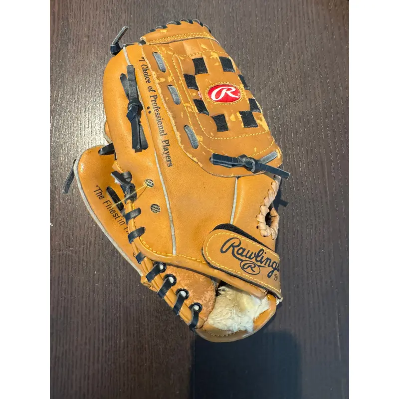 Rawlings RH Baseball Glove 10" (Used)