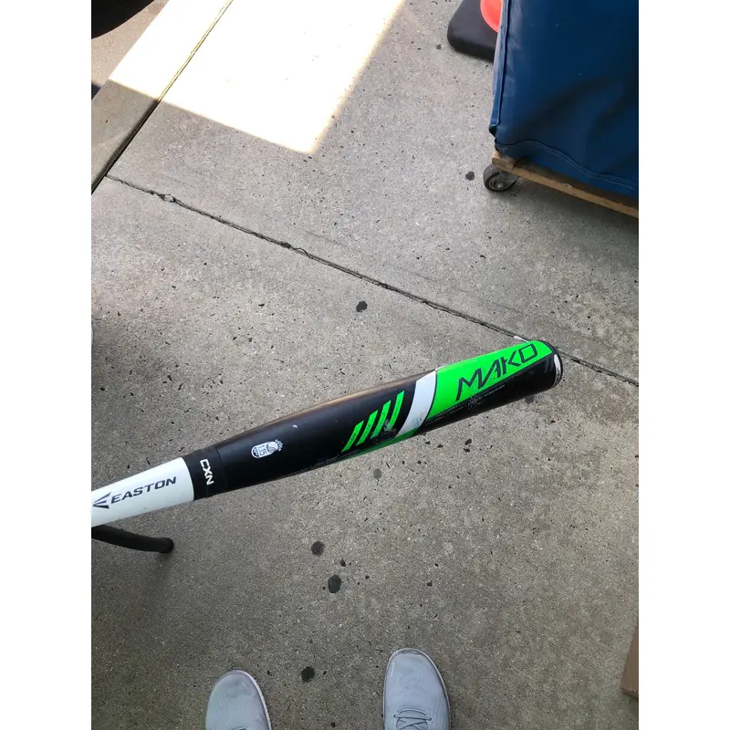 Used USSSA Certified 2016 Easton Mako Composite Bat -11 20OZ 31"