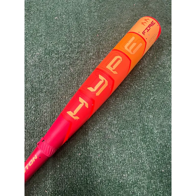 Easton Hype Fire (2 3/4") USSSA Bat (-10) 2025