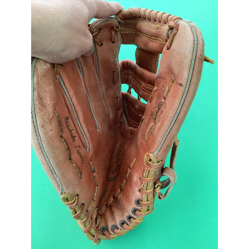Brown Mag Plus MP 3497 Left Hand Throw Baseball Glove 12.5" (Used)