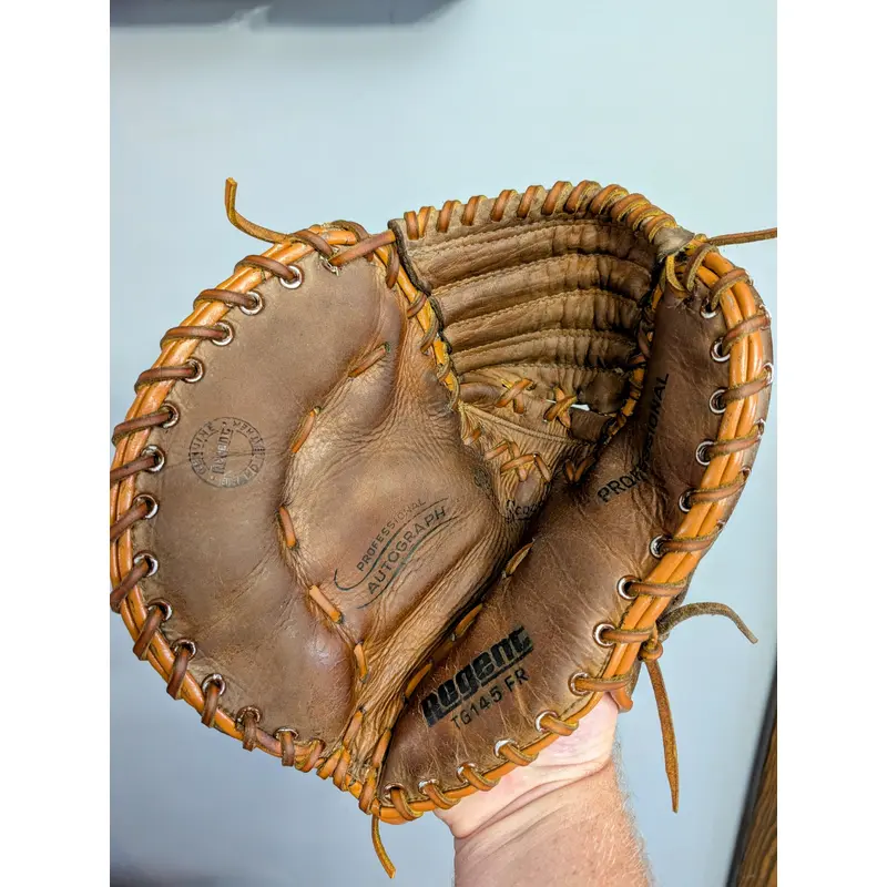Regent LH tg145 Baseball Glove 11" (Used)