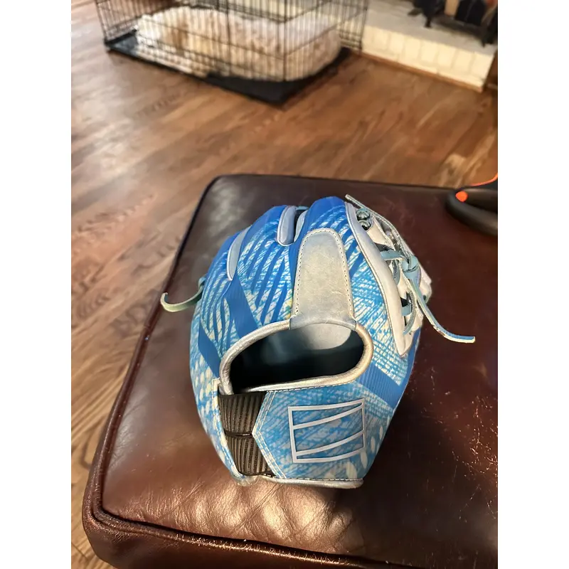 2024 Rawlings REV1X RH Infield Baseball Glove 11.75" (Used)