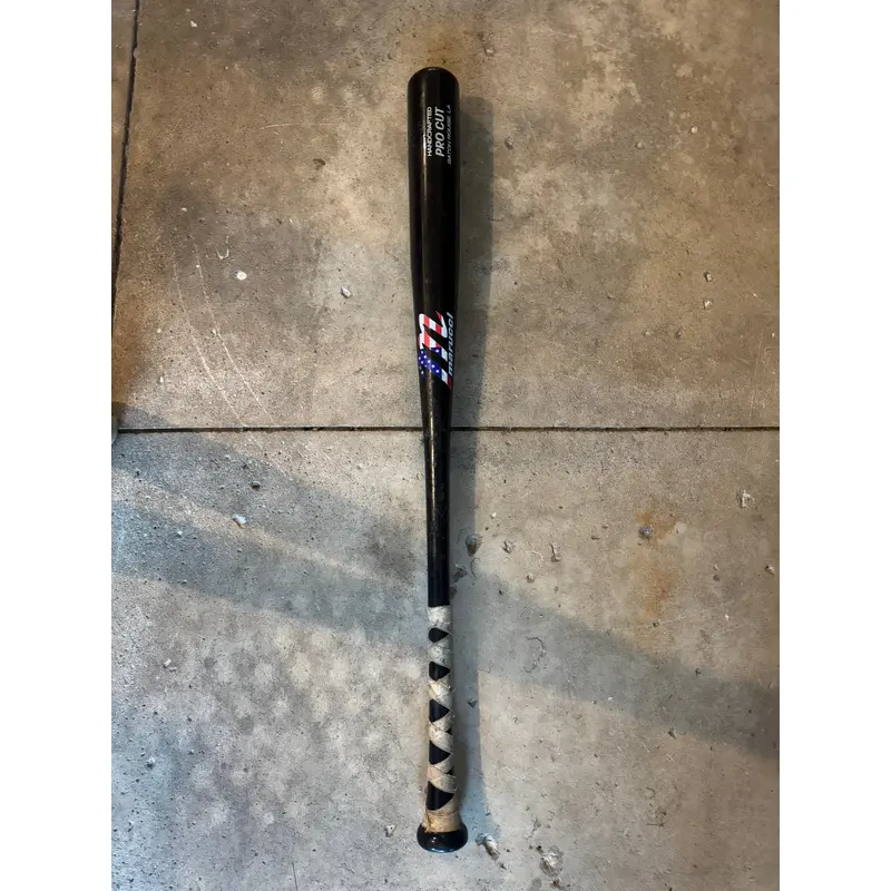 2023 Marucci Pro Cut Maple BBCOR Certified Bat (-3)  31 oz 34" (Used)