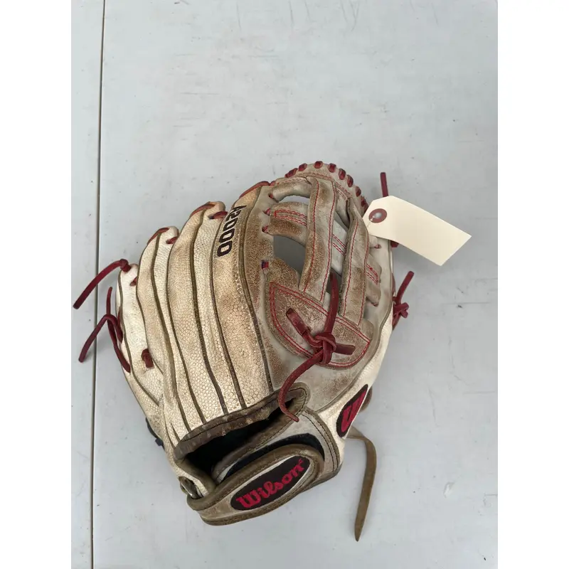 White Wilson A2000 RH Infield Baseball Glove 12" (Used)