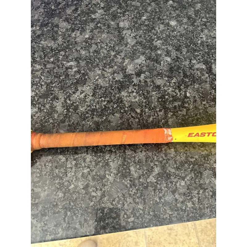 2025 Easton Hype Fire Composite USABat Certified Bat (-8)  22 oz 30" (Used)