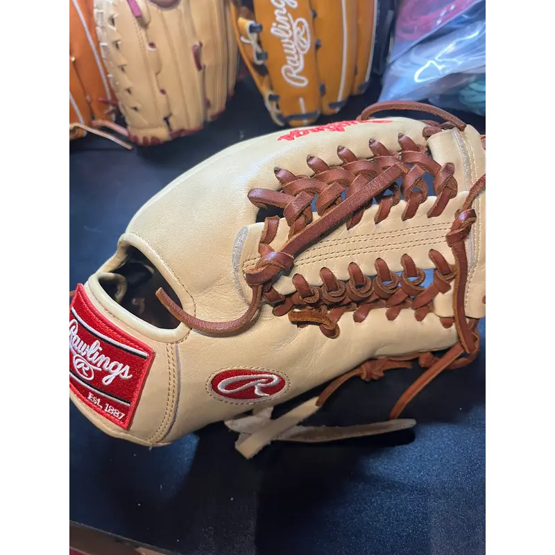 Non R2G Rawlings Heart of the Hide RH Baseball Glove 11.75" (Used)