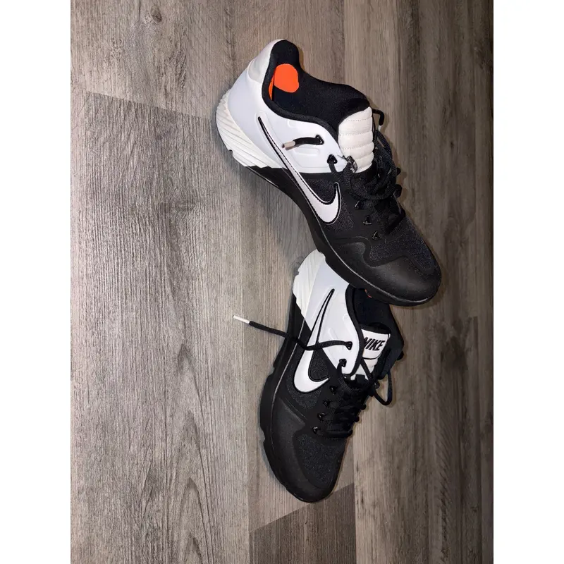 Men's Size M 10.5 (W 11.5) Adult Nike Shoes (New)