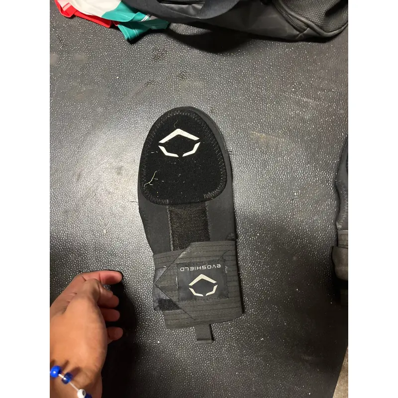 Black Senior EvoShield Sliding Mitt (Used)
