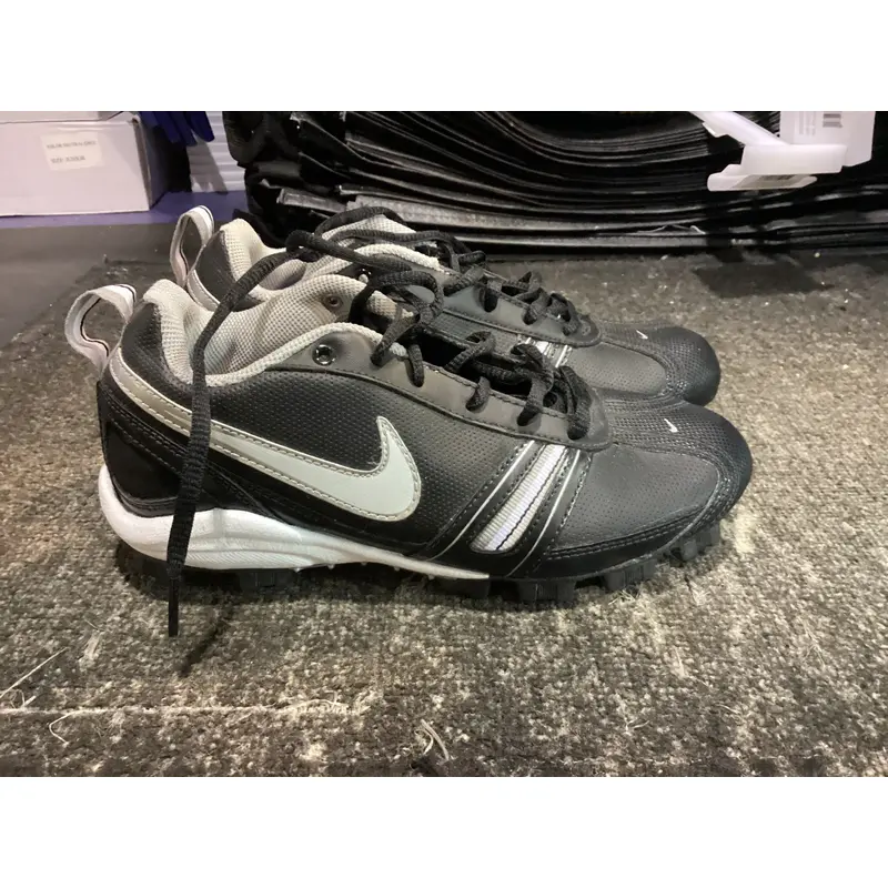 Black Women's Size M 4.5 (W 5.5) Adult Nike Metal (New)