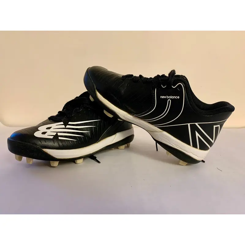 Boys' New Balance 4040 v6 Molded Baseball Cleats 2.5W