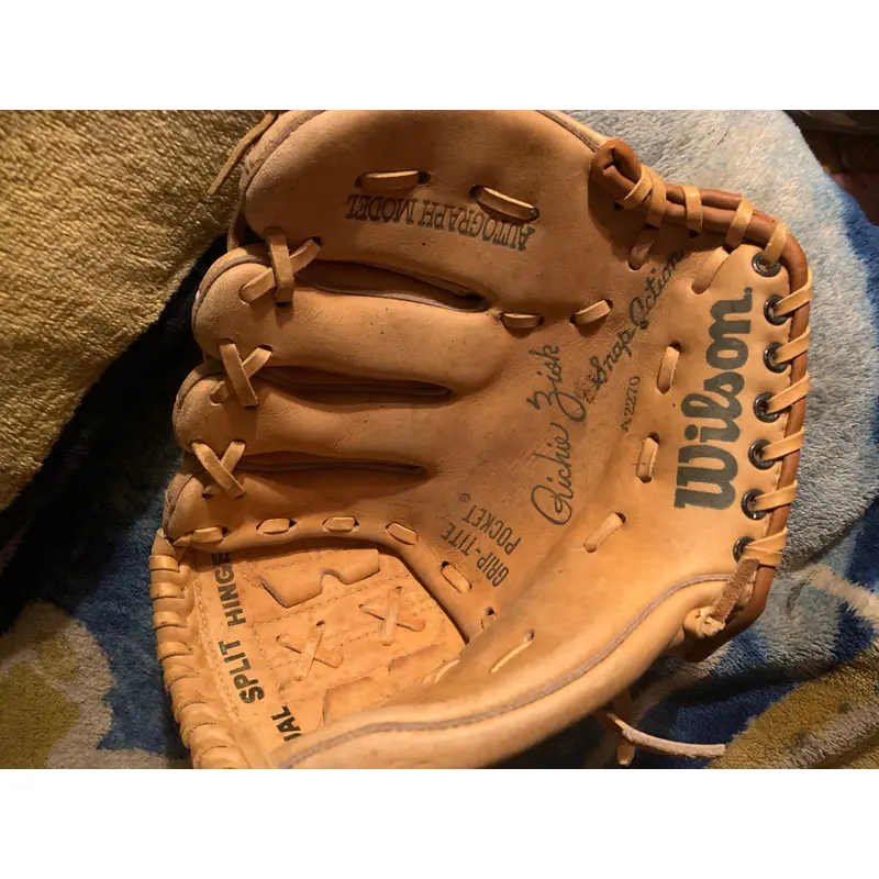 Used Wilson A2270 Baseball Glove