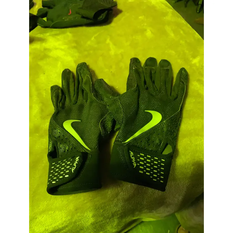 Used Nike Alpha Gloves