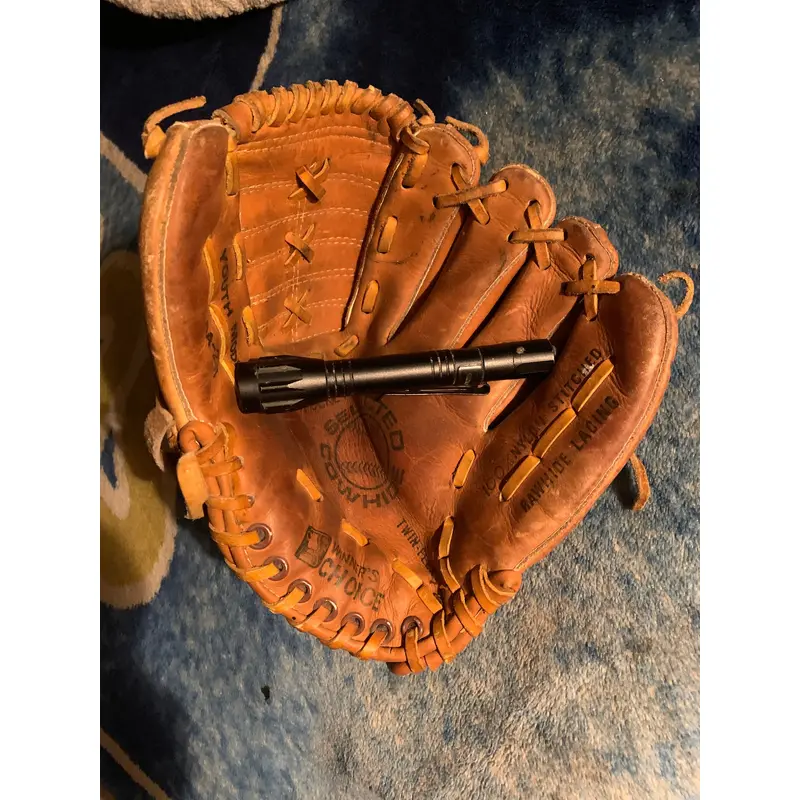 Used Winners Choice AA-231 Glove