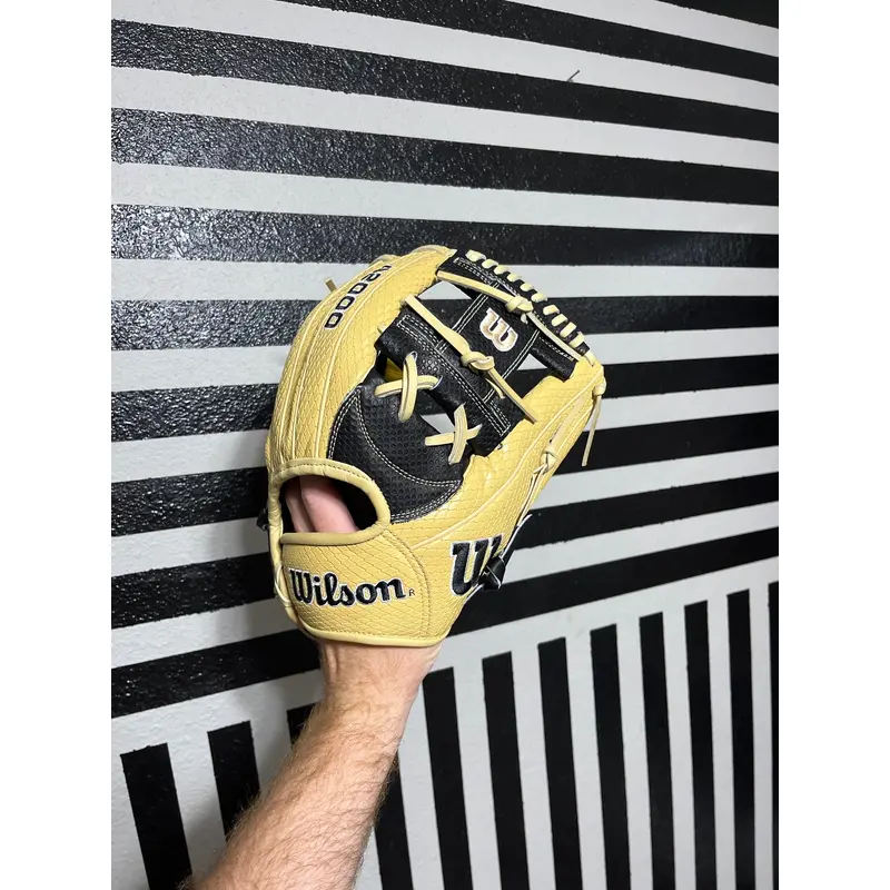 Wilson a2000 KBH13 GM 11.75 infield baseball glove
