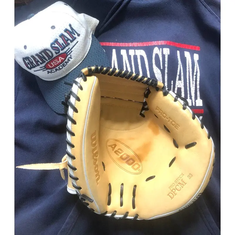 Wilson A2000 M23 33" Pro Catcher's Baseball Mitt RHT