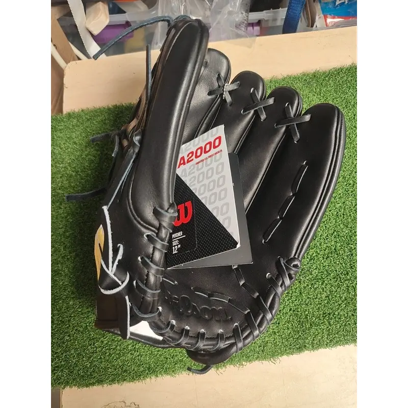 2024 Wilson A2000 B2 Classics 12 Pitchers Baseball Glove  WBW10208  BLACK