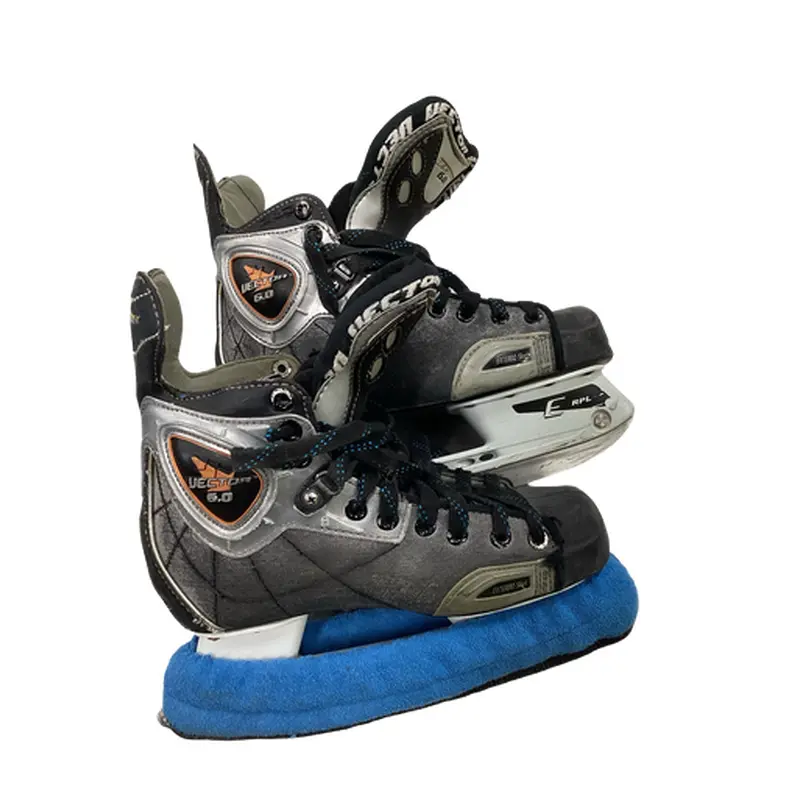 Used CCM VECTOR 6.0 Senior Hockey Skate Senior 4 11613-S000157695