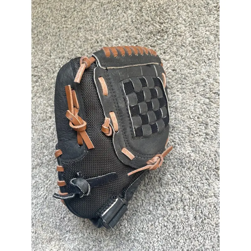 Adidas Left Hand Throw TS 9500 Baseball Glove 9.5" (Used)