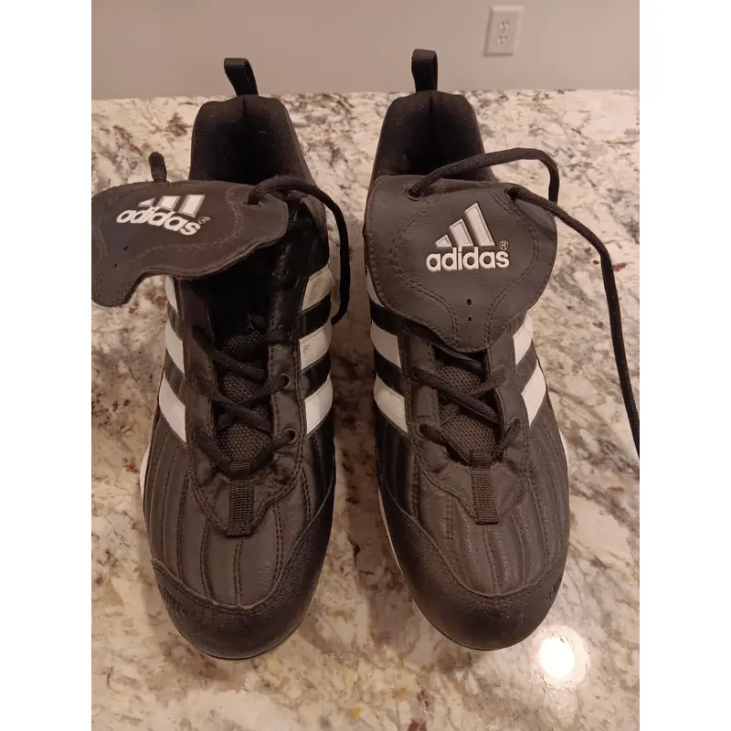 Black Men's Size M 10.5 (W 11.5) Adult Adidas Low Top Metal (Used)