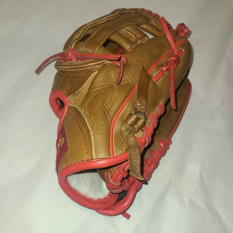 Infield Right Hand Throw Shoeless Joe Baseball Glove 11.5" (Used)