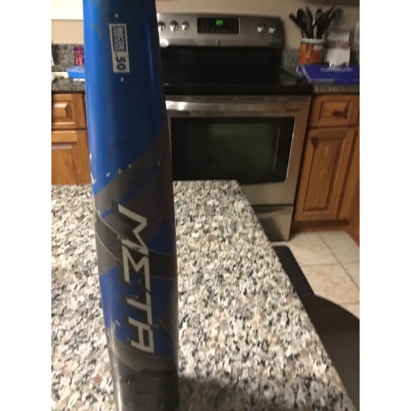 Used  Louisville Slugger BBCOR Certified Composite 28 oz 31" Meta Bat