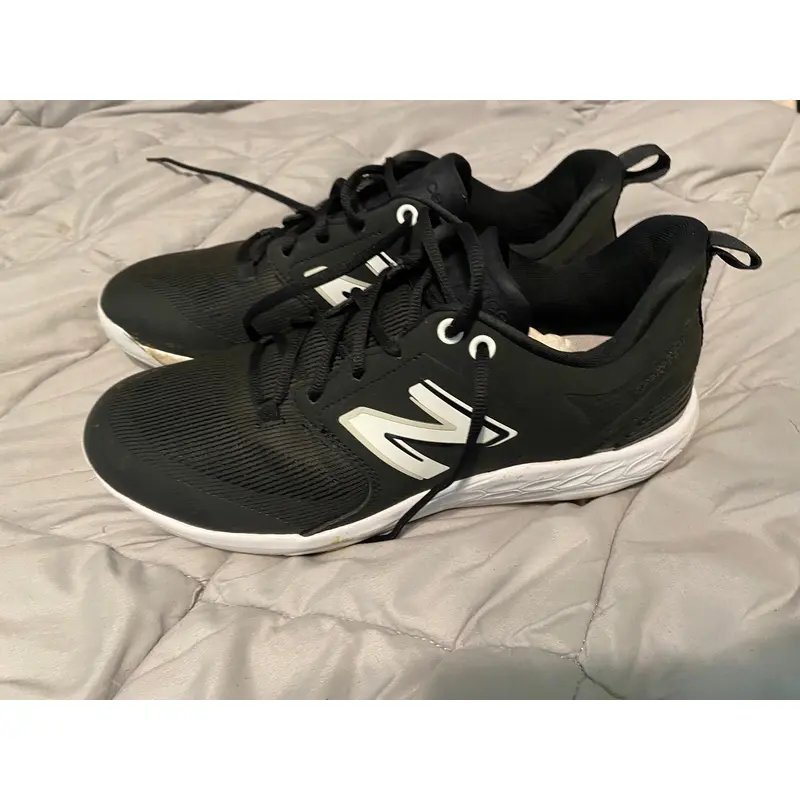 Black Men's Size M 12.0 (W 13.0) Adult New Balance Low Top Metal 3000v6 (New)