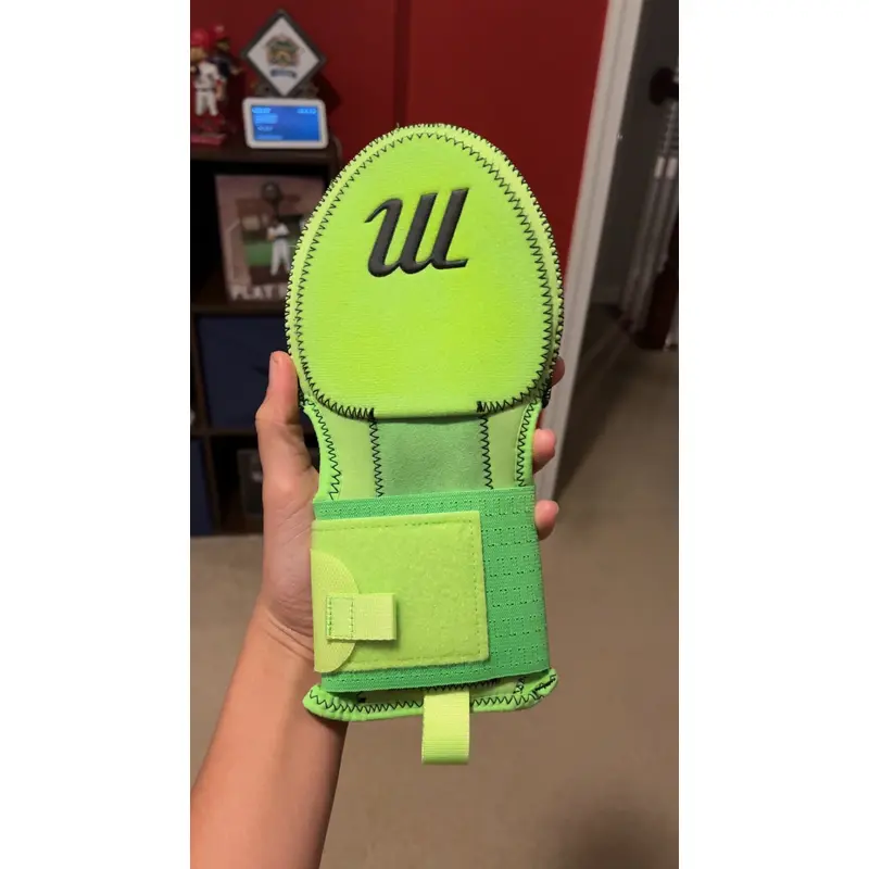 (New) Green Sliding Mitt