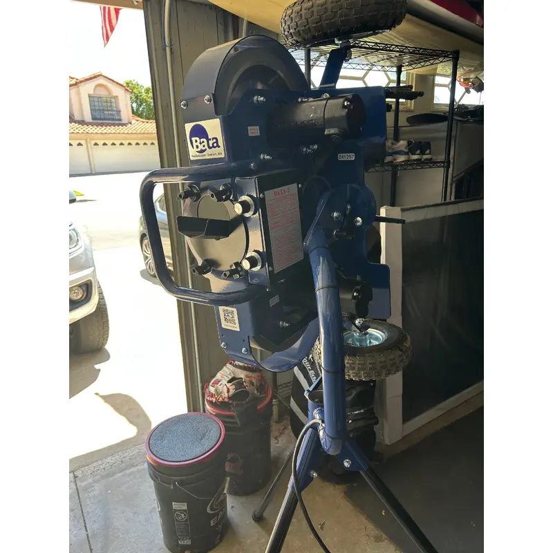 (New)BATA 2 pitching machine