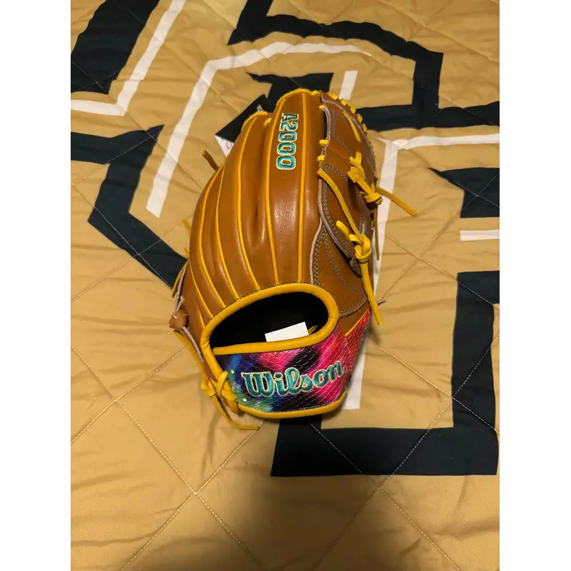 New With Tags Wilson A2000 GOTM Mike Clevinger 12 RHT