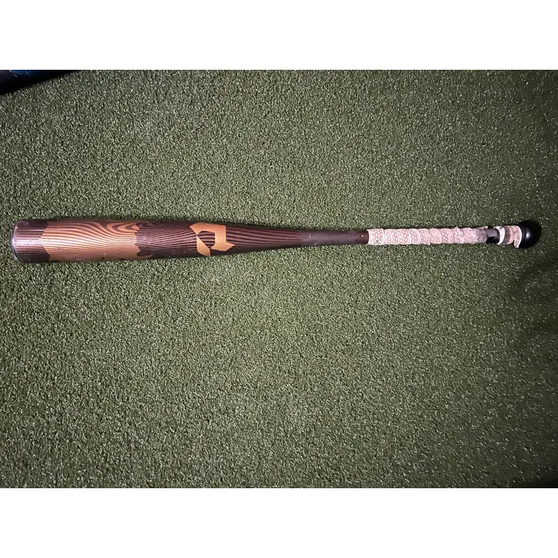 Used DeMarini Voodoo Bat (-3) Alloy 29 oz 32"