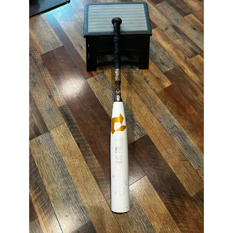 DeMarini CF Zen USSSA Certified Bat (-8) 23 oz 31" (Used)