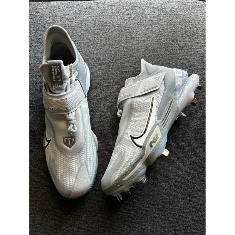 Nike Force Zoom Trout 8 Elite Cool Grey Metal Baseball Cleats Size 13