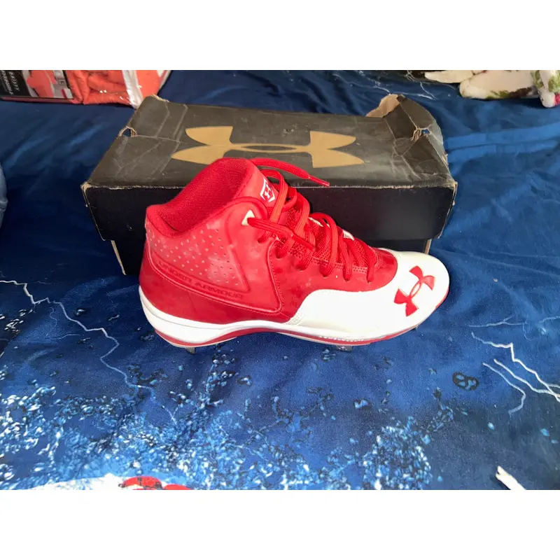 underarmour Baseball Cleats