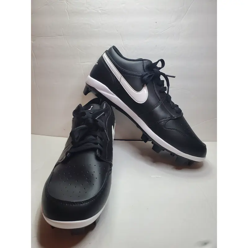 BNWOB Mens Nike Air Jordan 1 Retro MCS Low Baseball Cleat size 11 CJ8524-001