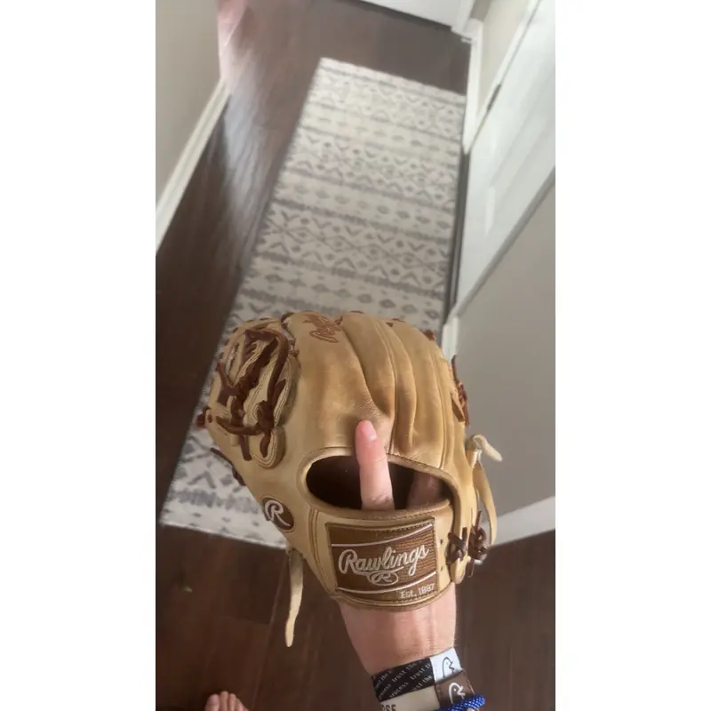 Rawlings Left Hand Throw Pitcher's Pro Preferred Baseball Glove 11.5" (Used)