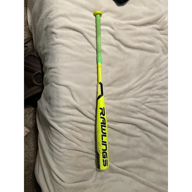 Rawlings Quatro (-3) 30 oz 33" (Used)