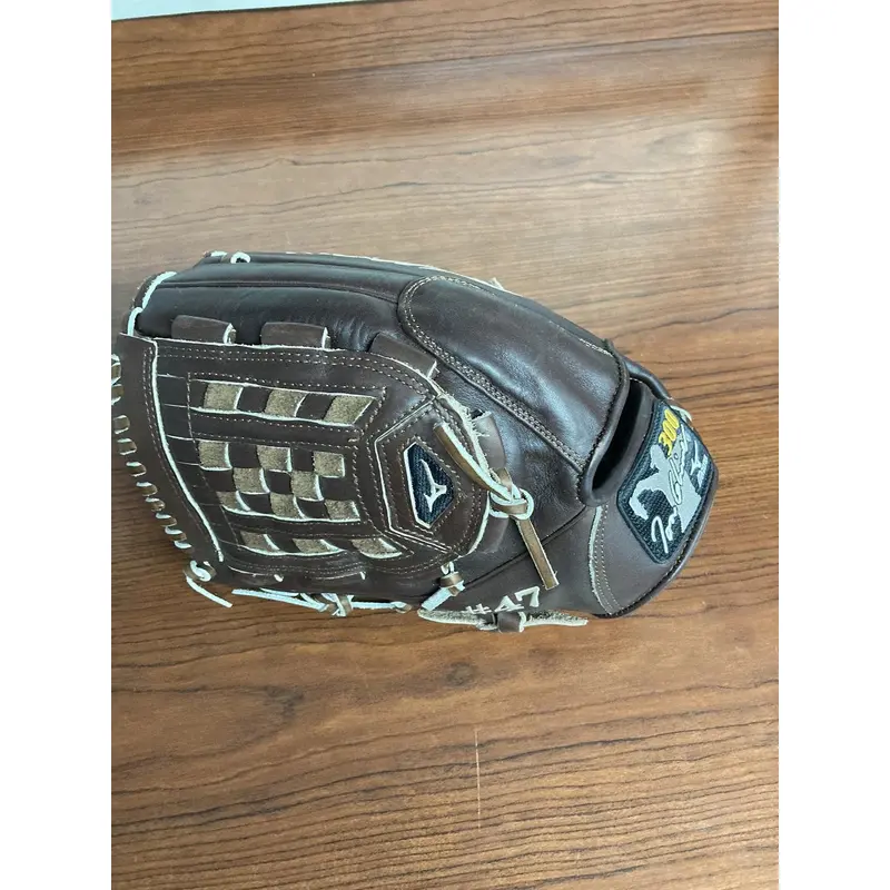 Mizuno Classic Tom Glavine 300 Win Baseball Glove LHT 1/300