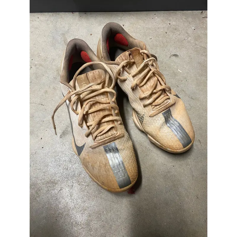 Men's Size M 10.5 (W 11.5) Nike Trout (Used)