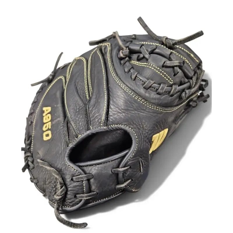 Right Hand Throw Wilson Catcher's A950 Baseball Glove 34" (Used)