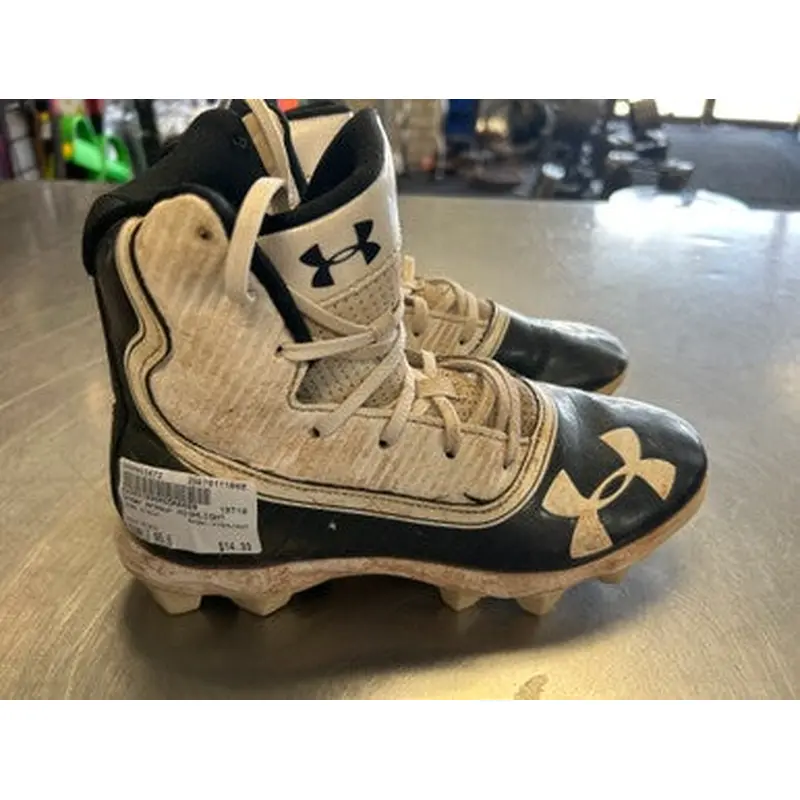 Used Under Armour HIGHLIGHT BB/SB Cleats Black Junior 05.5 11868-S000063672