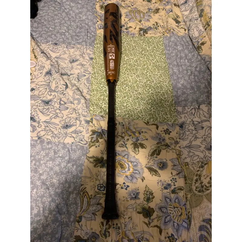 Used USSSA Certified DeMarini Composite Zoa Bat (-5) 26 oz 31"