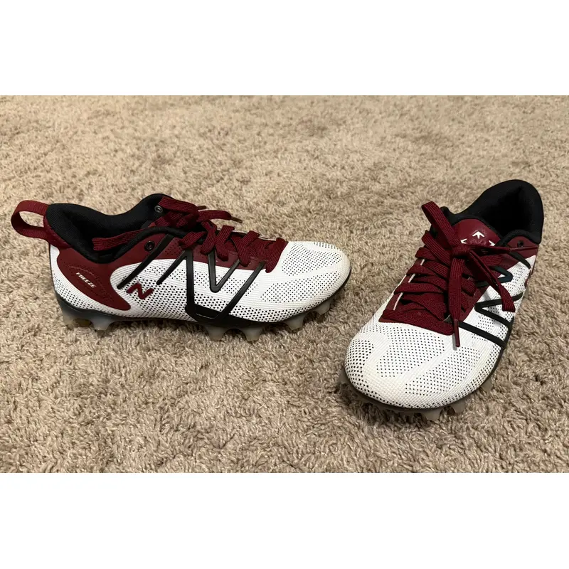 White Kid's 6.5Y (Big Kids / Youth) Youth New Balance Low Top (Used)