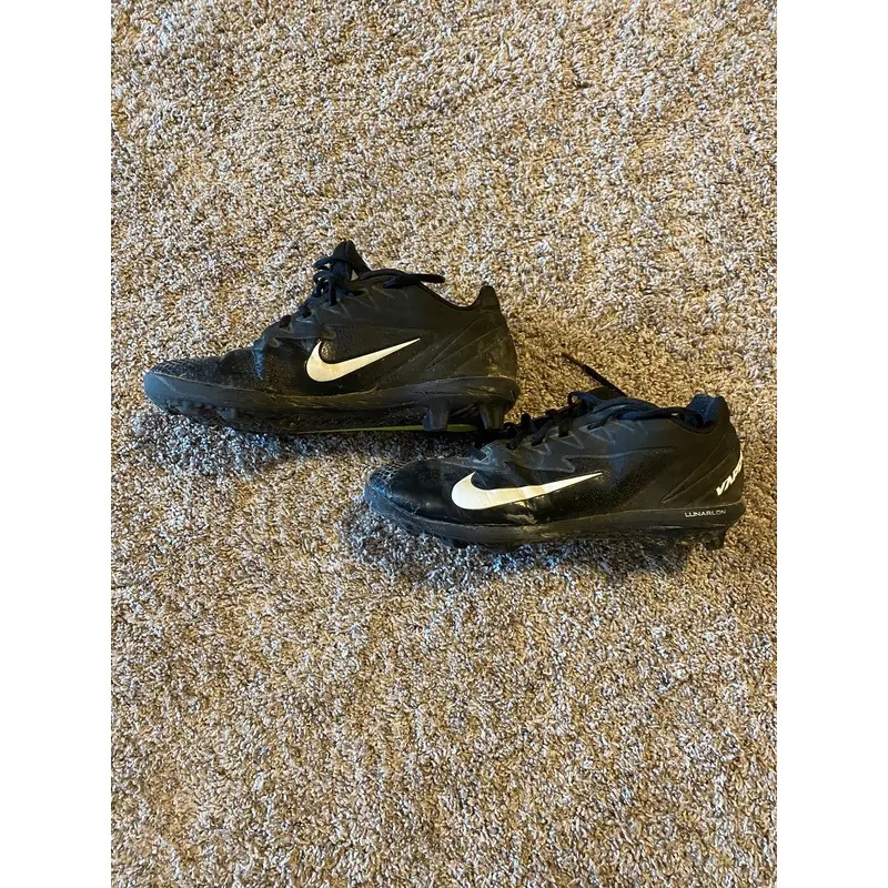 Nike Vapor Baseball Cleats Size 9.5