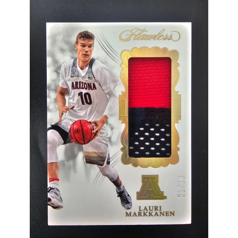 2018-19 Panini Flawless Collegiate - Patches - Gold - Lauri Markkanen #P-LM /10