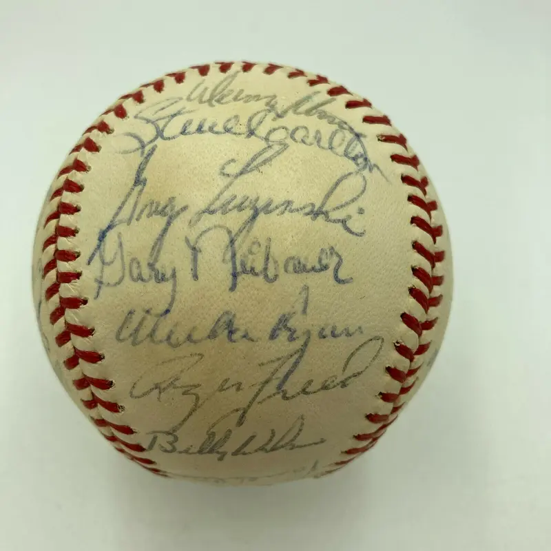 1970 Philadelphia Phillies Team Signed National League Baseball